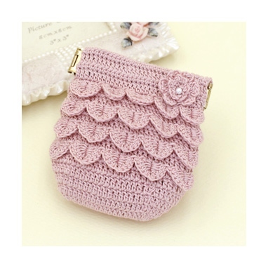 花びらのポーチ