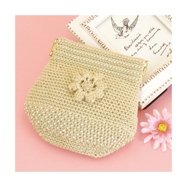 お花のポーチ（ベージュ）