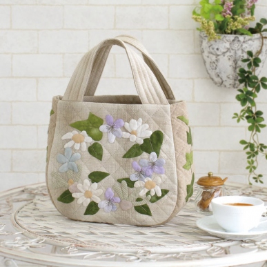 お花とアイビーのコロンバッグ