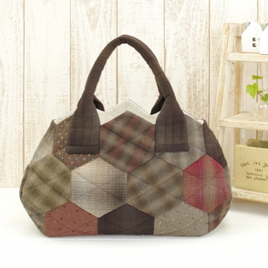 ハニカムバッグ